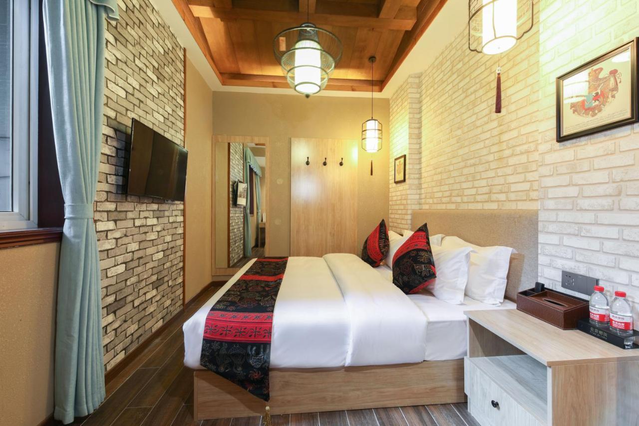 Zou Qu Ye Travel Hotel Chongqing Exterior foto